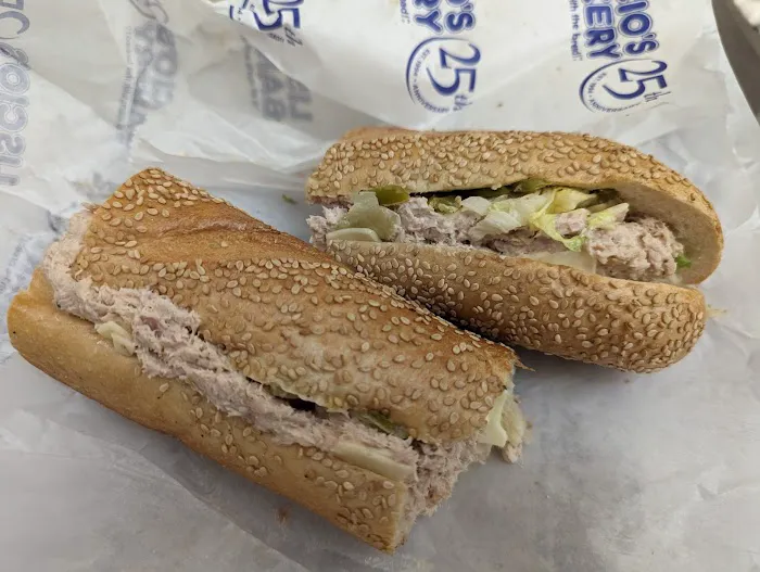 Liscio's Italian Bakery & Deli Picture 8