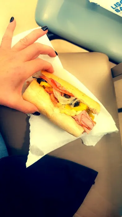 Liscio's Italian Bakery & Deli Picture 1
