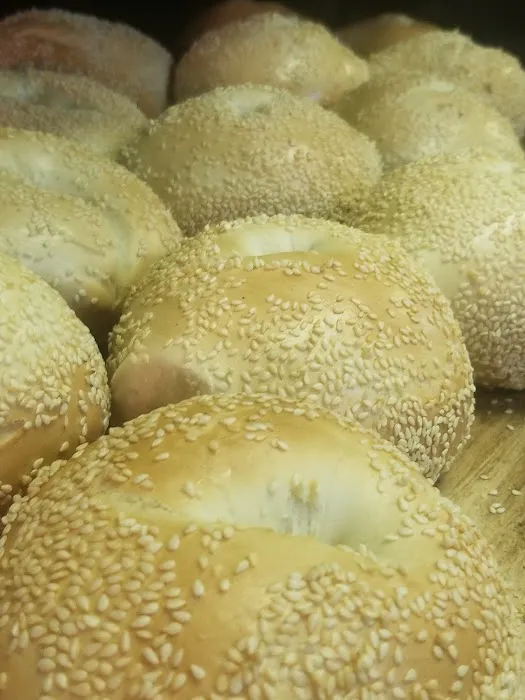 Hudah Babylon Bagel and Restaurant Picture 10
