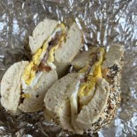 Township Hot Bagels And Deli ico