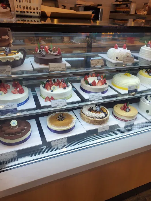 Paris Baguette Picture 2