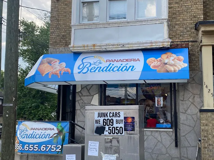 Panaderia la bendición Picture 4