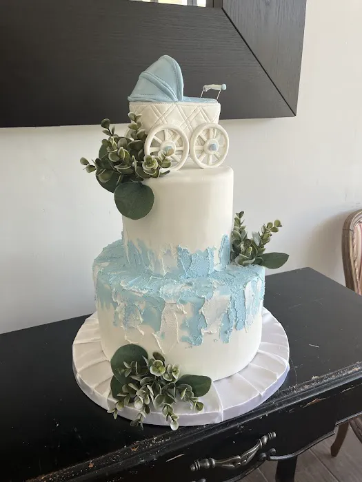 Sweet Sweet Sues custom cakes Picture 6