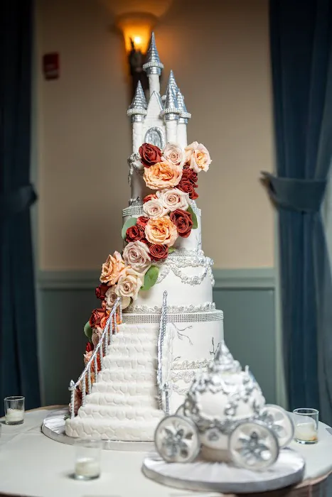 Sweet Sweet Sues custom cakes Picture 2
