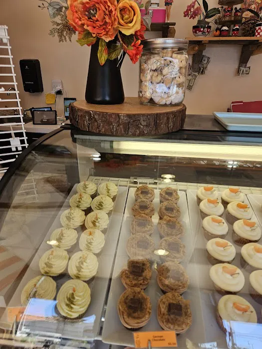 Deja Vu Cakes Picture 2