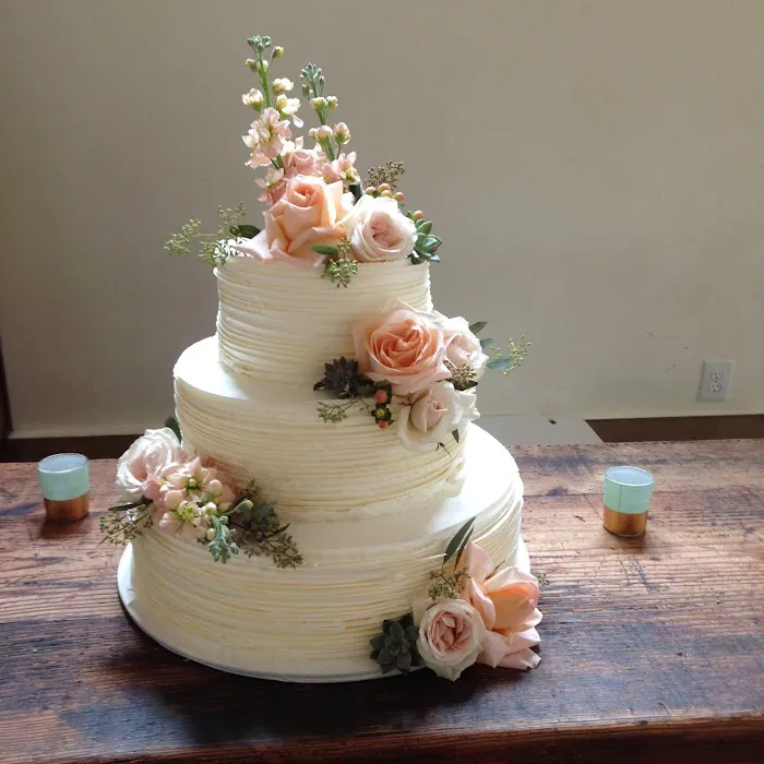 Jaqki's Cake Creations Picture 8