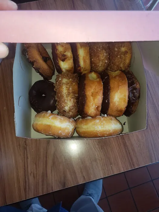 USA Donuts & Croissants Picture 6