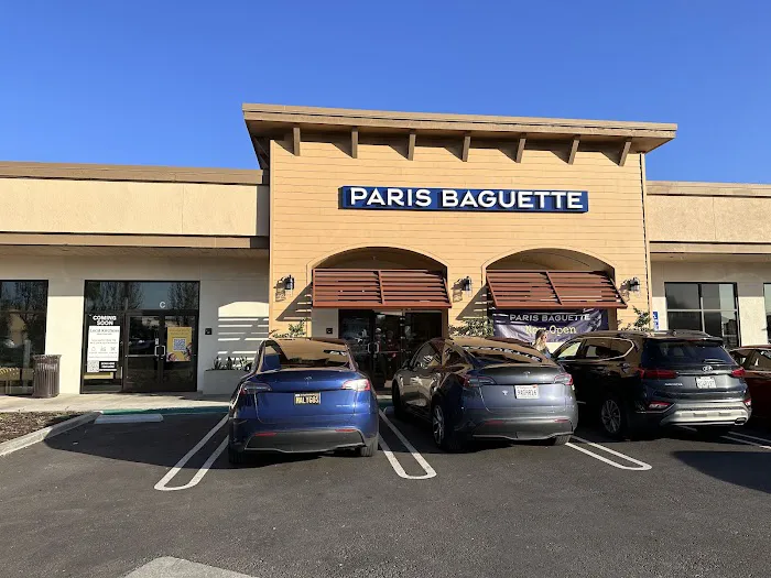 Paris Baguette Picture 1
