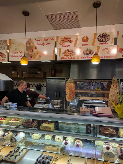Maryam's Almond Bakery Picture 5