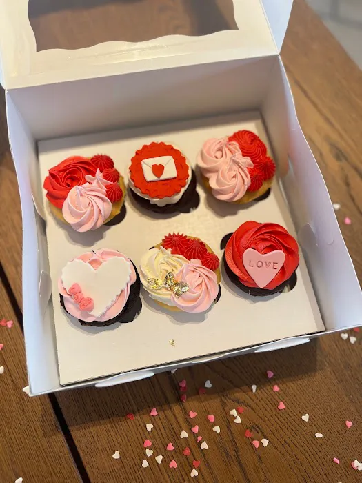 Simply Cakes and Cupcakes Picture 3