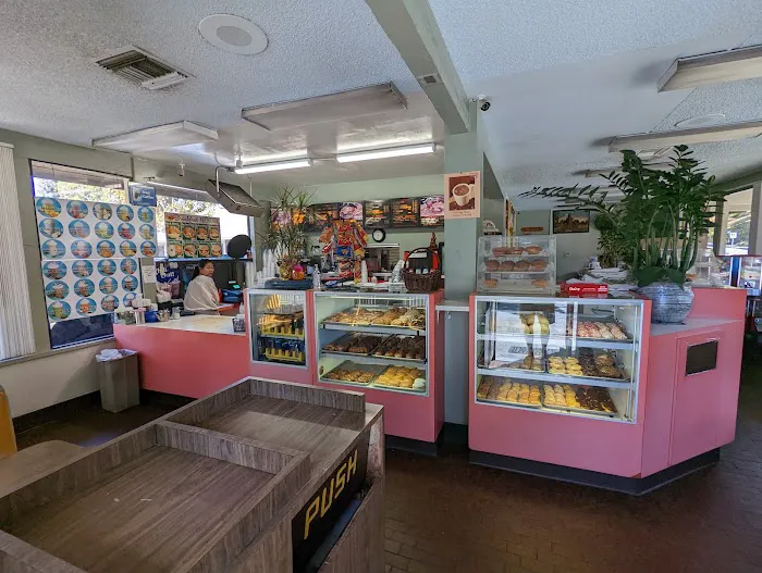 Royal Donuts and Burger Picture 6