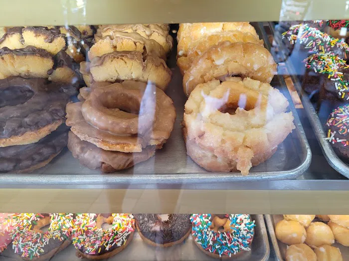 Miss Donuts Picture 4