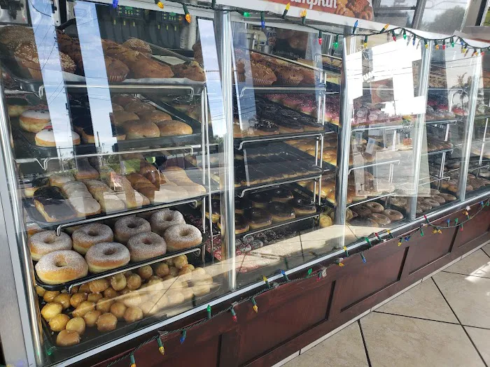 Yum Yum Donuts Picture 6
