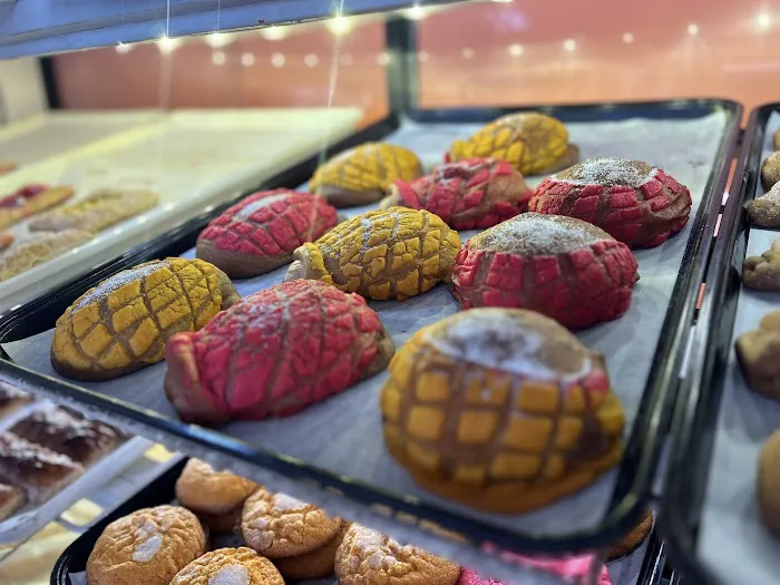 Azteca's Bakery Picture 6