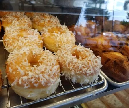 Miss Donuts