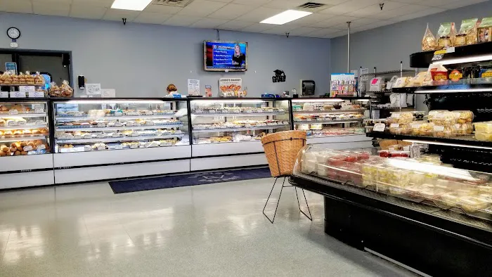 Liscio's Italian Bakery & Deli Picture 1