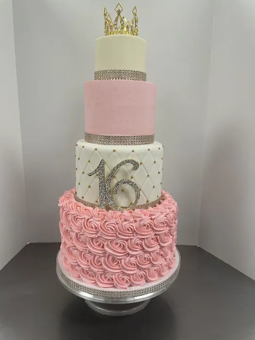 Ria's Sweet Creations - Custom Bakers Picture 3