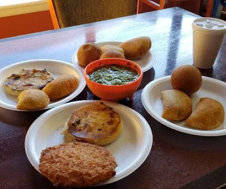 La Caleñita Bakery & Café