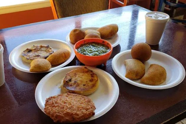 La Caleñita Bakery & Café