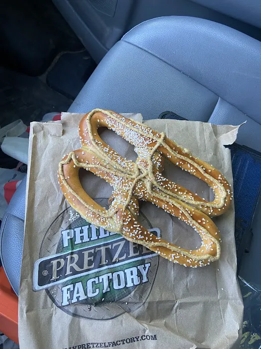 Philly pretzel Picture 1
