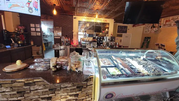 Constitution Cannoli King Picture 7