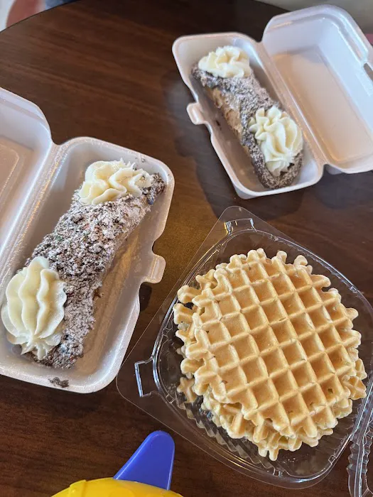 Constitution Cannoli King Picture 8