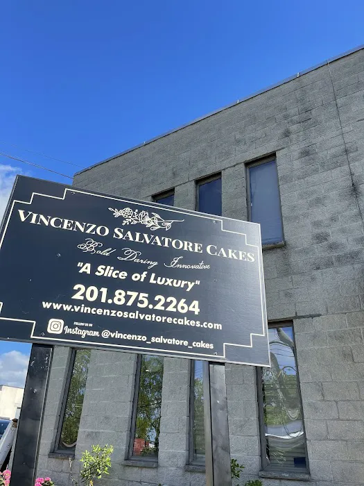 Vincenzo Salvatore Cakes Picture 2