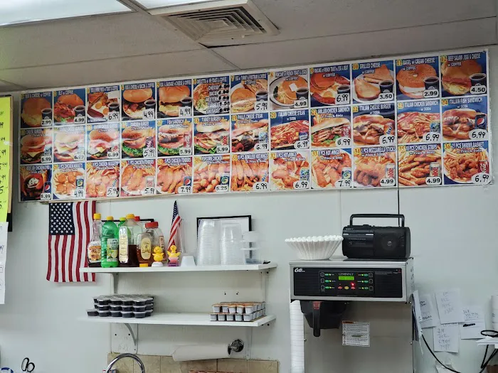 Charlie's Bagels & Deli Picture 6