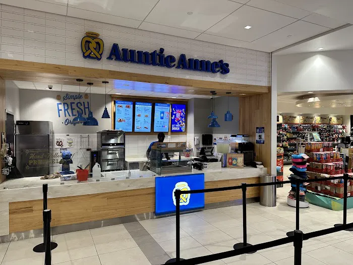 Auntie Anne's Picture 2