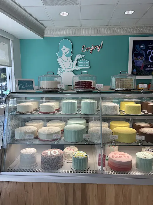 SusieCakes - Studio City Picture 10