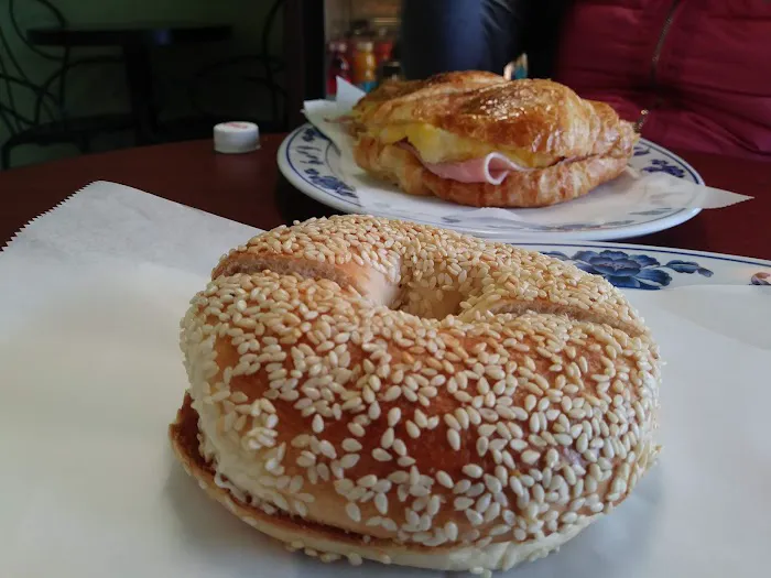 USA Donuts ( By Los Angeles Valley College ) Picture 9