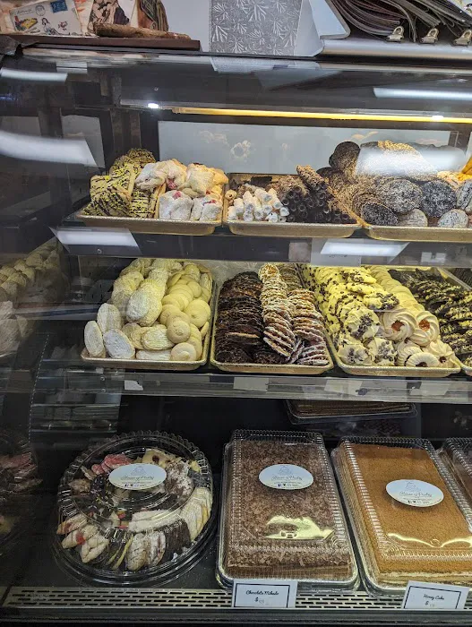House of Pastry Picture 10