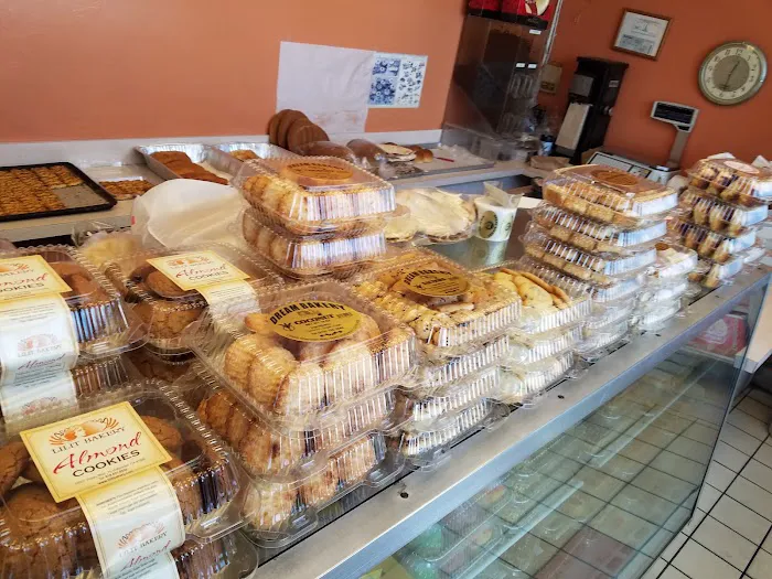 Dream Bakery Picture 7