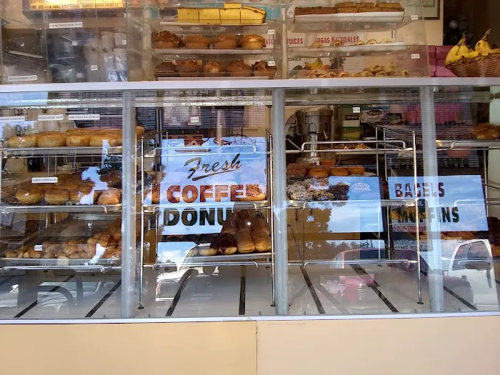 Peter's Donuts Picture 5
