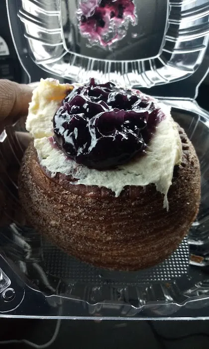 Manna Donuts Picture 9