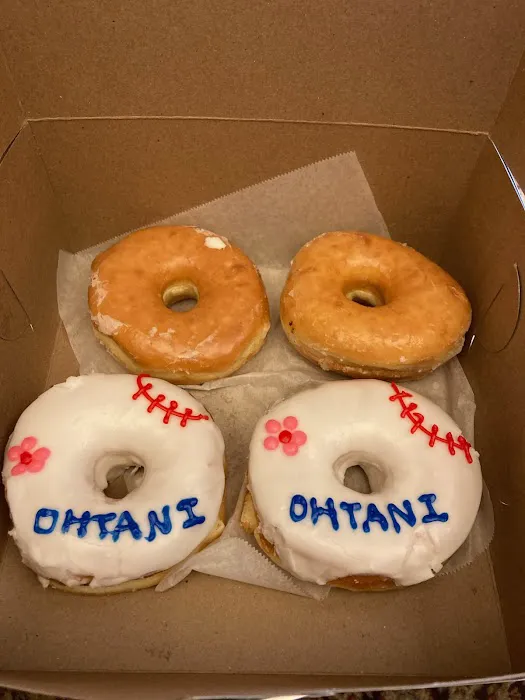 Freshh Donuts Picture 6