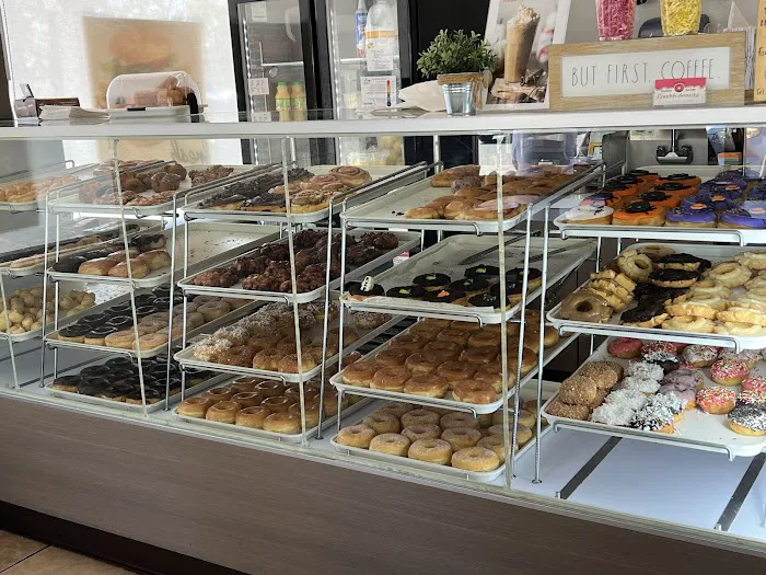 Freshh Donuts Picture 3