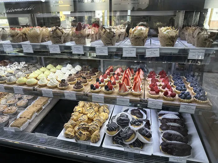 Mr. Baker Finest Bakery & Cafe Picture 10