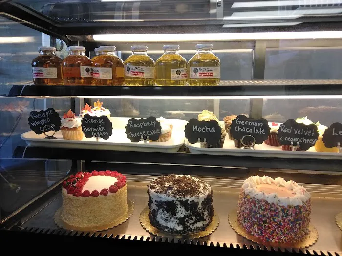 Cake Among Us Bakery, Donuts & Wedding Cakes Picture 6