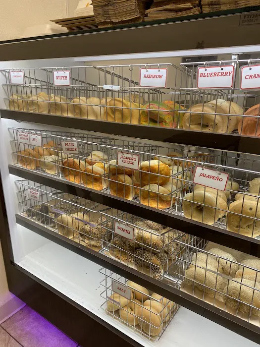 5th Ave Bagelry Picture 10