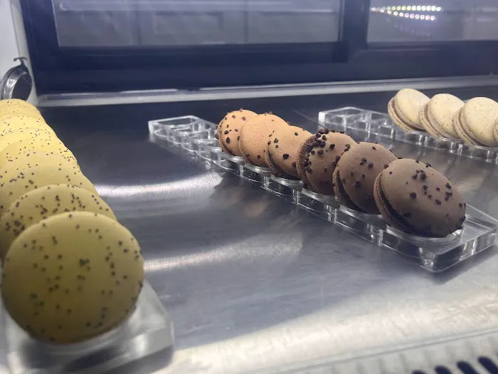 Dandy's Pastry Shoppe Picture 6