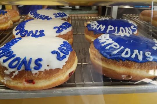 Cafe Donuts
