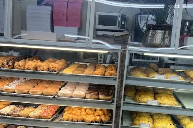 Miss Donuts And Bagels