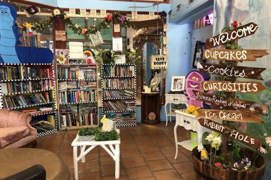Cupcakes and Curiosities