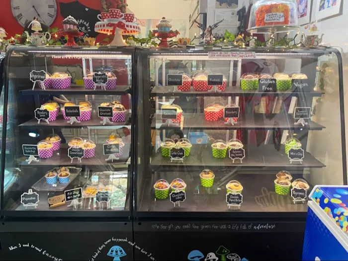 Cupcakes and Curiosities Picture 8