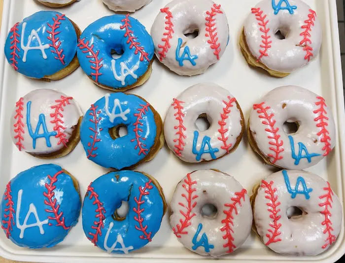 Yummy's Donuts Picture 8