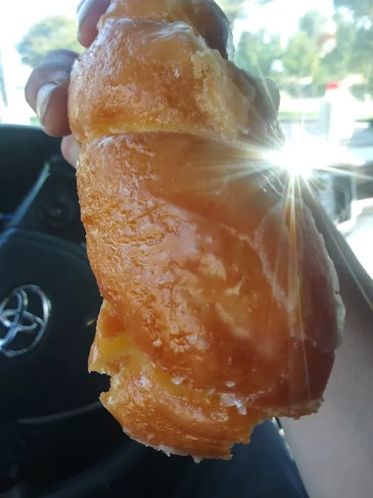 Yummy's Donuts Picture 6