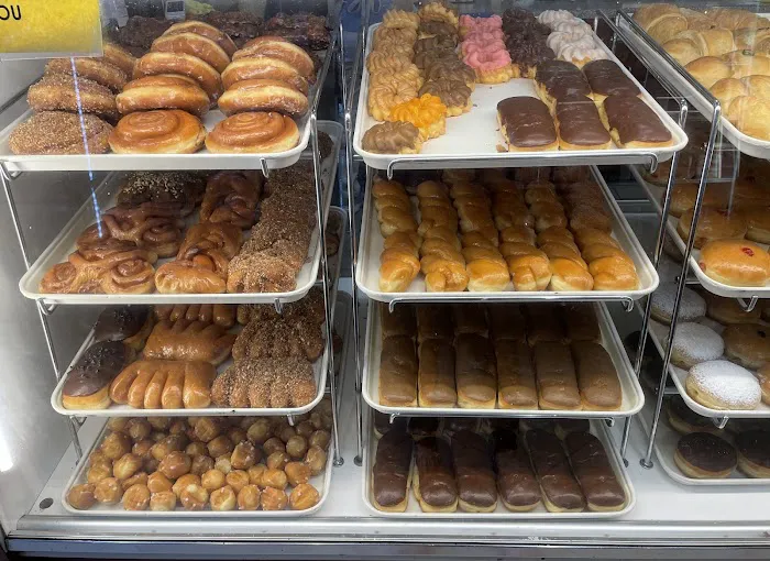 Yummy's Donuts Picture 4
