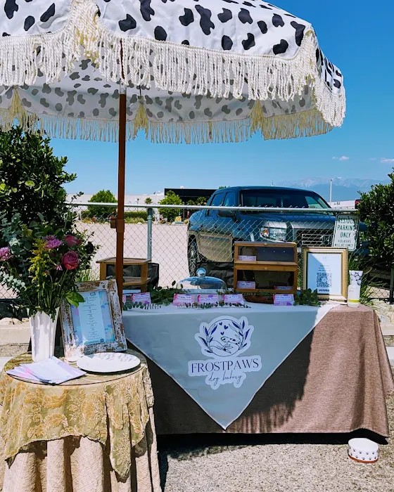 Frost Paws Dog Bakery Picture 10