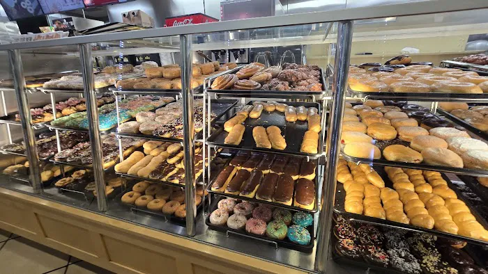 Yum Yum Donuts Picture 4
